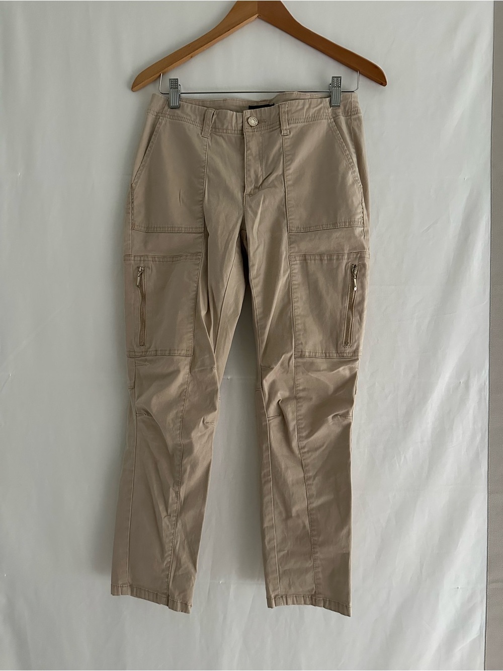 White House Black Market Men's Khaki Cargo Pants